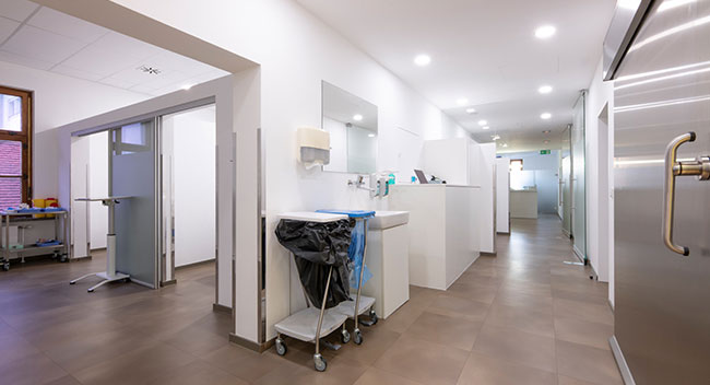 MED Zentrum 1 Schloss Puchenau, Aufwachraum, Ambulantes Operationszentrum Linz, Puchenau. Ambulantes Ärztezentrum