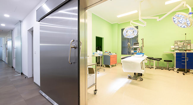 MED Zentrum 1 Schloss Puchenau, Operations-Saal, OP, Ambulantes Operationszentrum Linz, Puchenau. Ambulantes Ärztezentrum